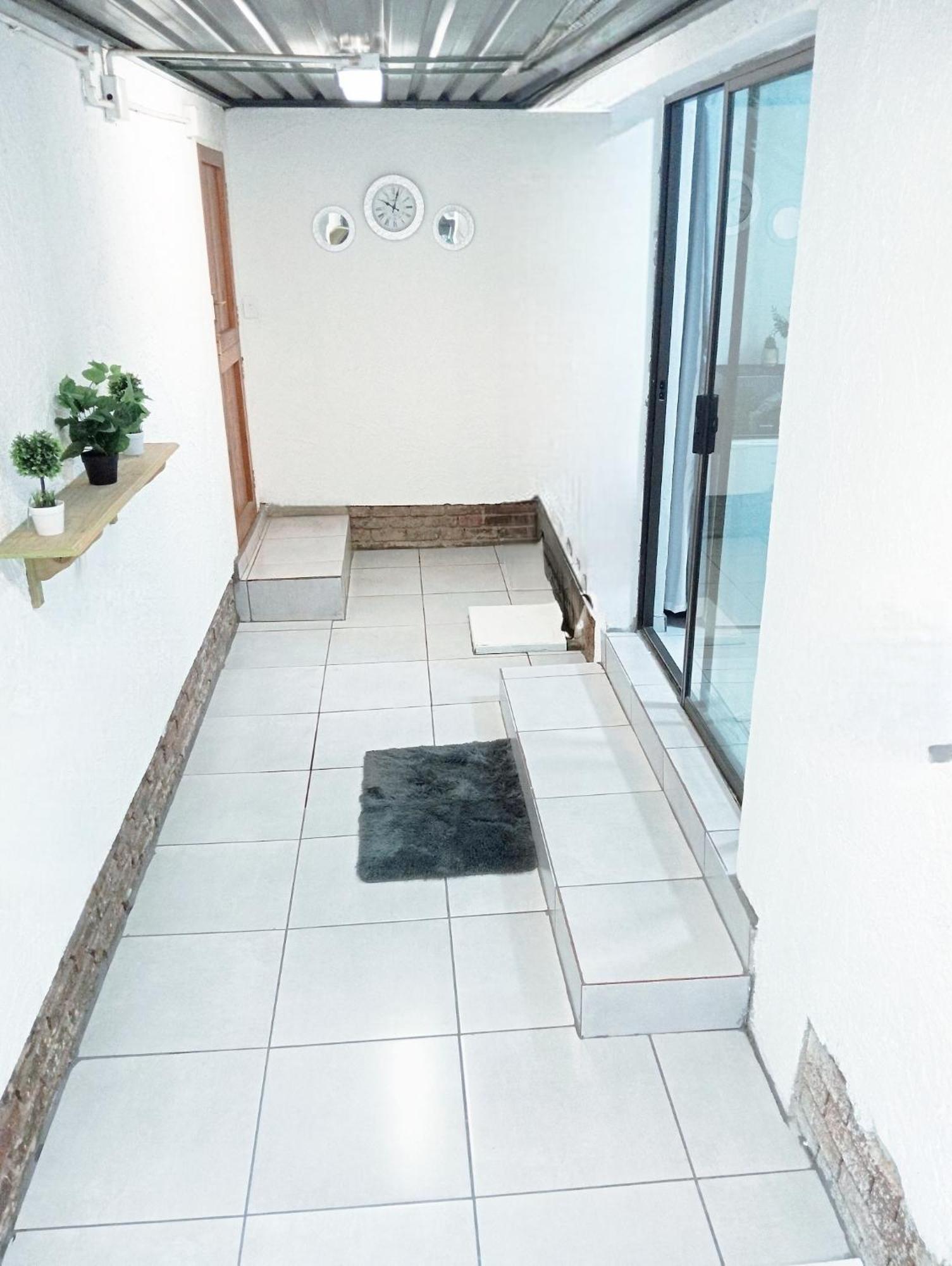 Be Our Guest Near Or Tambo International Airport Apartment Boksburg Luaran gambar