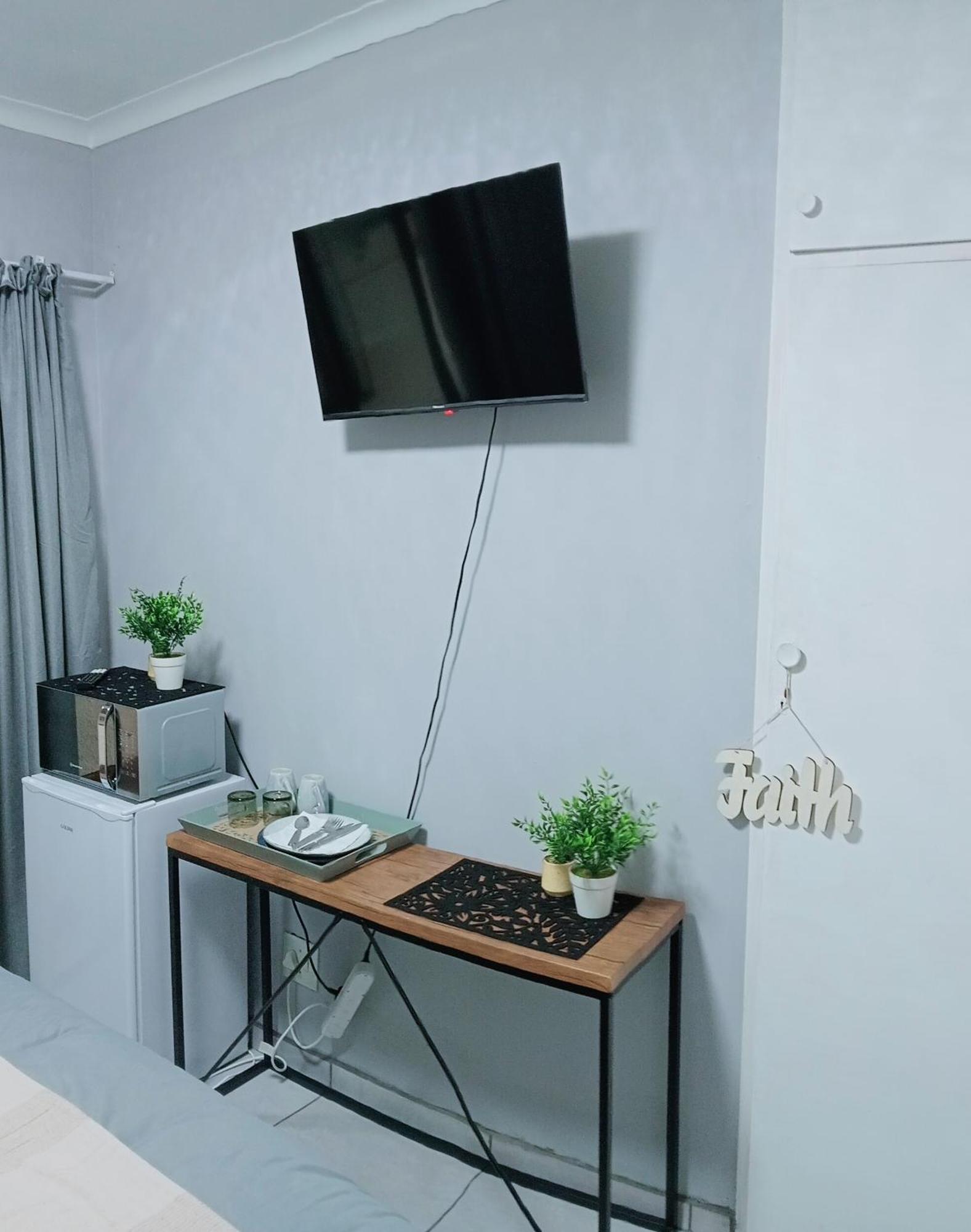 Be Our Guest Near Or Tambo International Airport Apartment Boksburg Luaran gambar